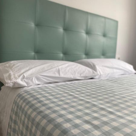 Pote Apartment Lugo Luaran gambar