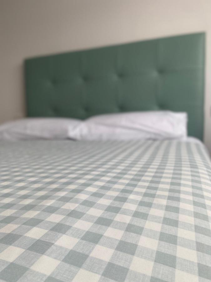 Pote Apartment Lugo Luaran gambar